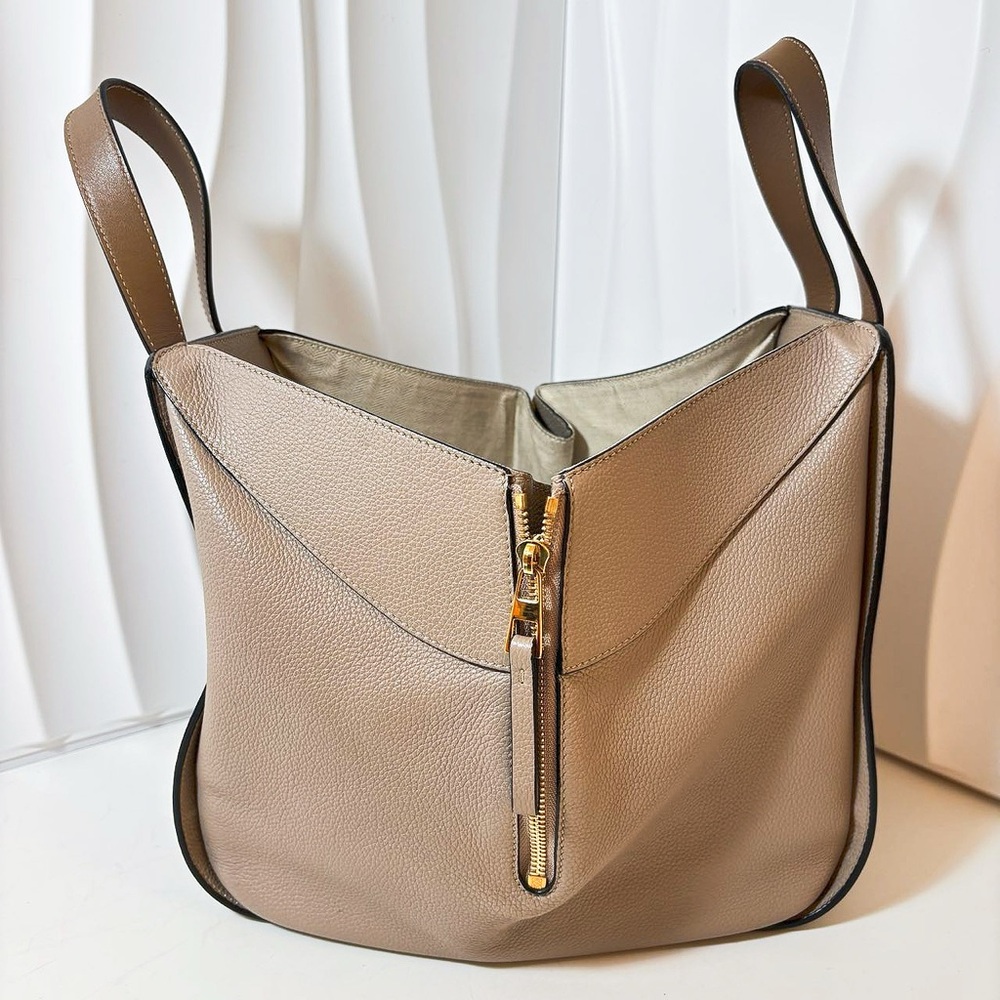 Loewe Beige Grained Leather Hammock Tote Bag - Picture 4 of 12